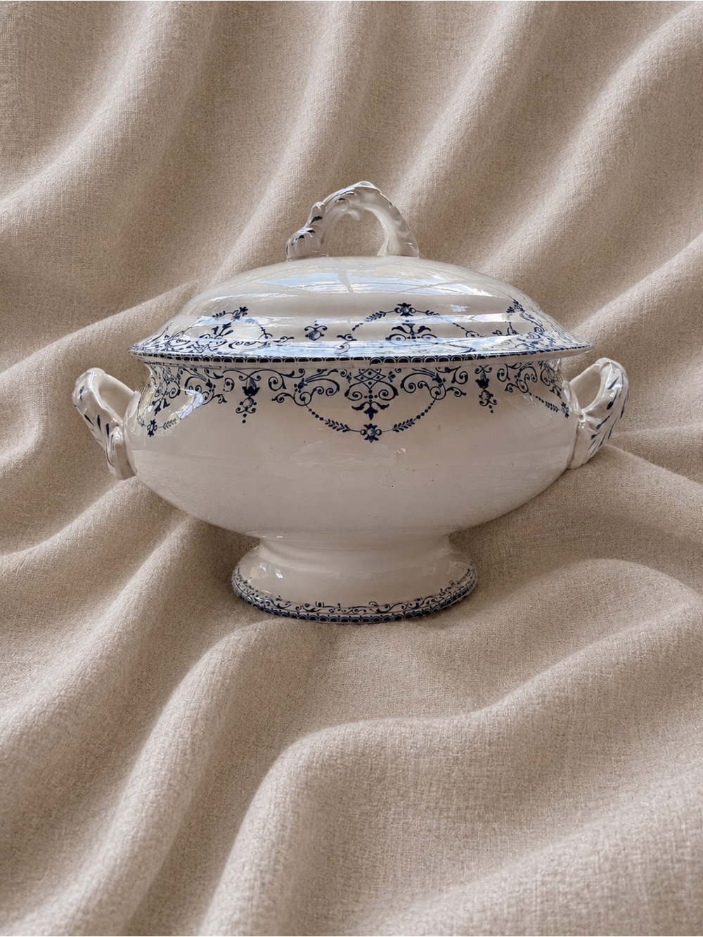 Antique French H.B. & Cie Terre de Fer “Balzac” Covered Soup Tureen